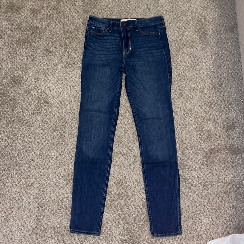Hollister Super Skinny Jeans